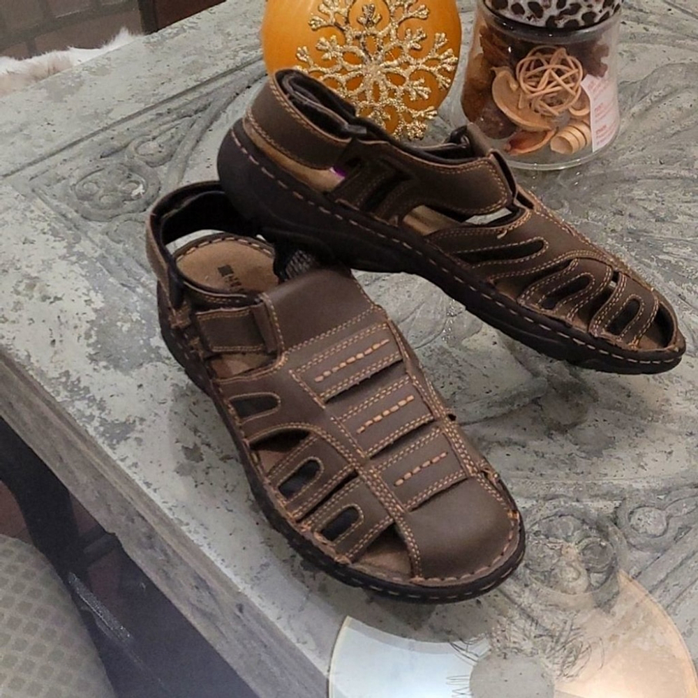 NEW Claiborne Men's Dark Brown Leather Round Toe Velcro Sandals 8.5